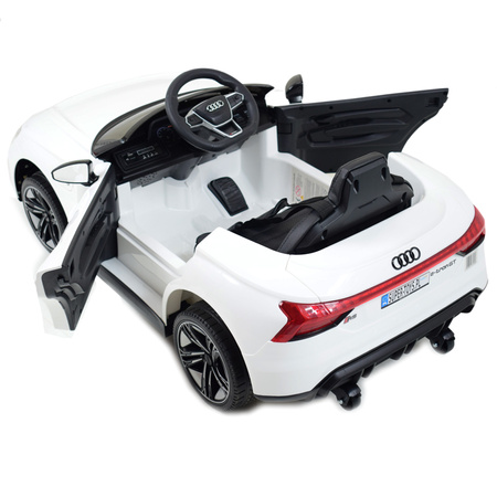 AUTO NA AKUMULATOR AUDI RS E-TRON GT , MIĘKKIE KOŁA, MIEKKIE SIEDZENIE, SUPER JAKOSĆ/QLS6888