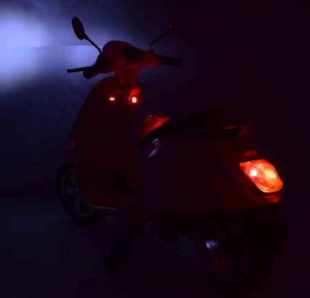 ORYGINALNA  VESPA PRIMAVERA PEŁNA WERSJA/ CT-728